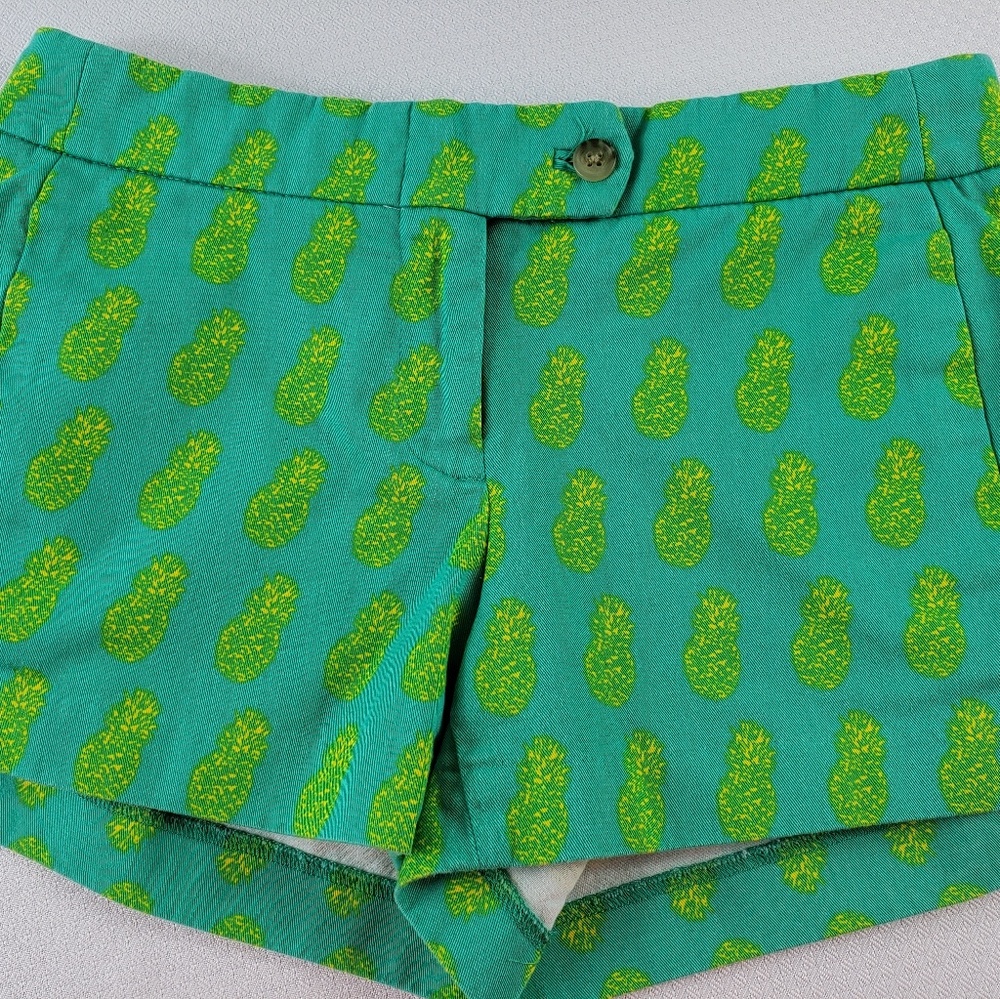 J Crew Shorts Women size 00 flat front Chino shorts pineapples 3" preppy